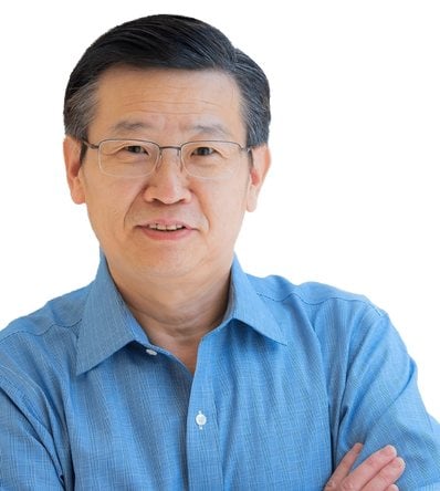 Yadong Huang, MD, PhD - Platinum Speaker